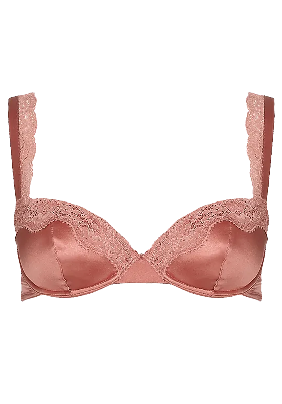 Clara Whispering Contour set