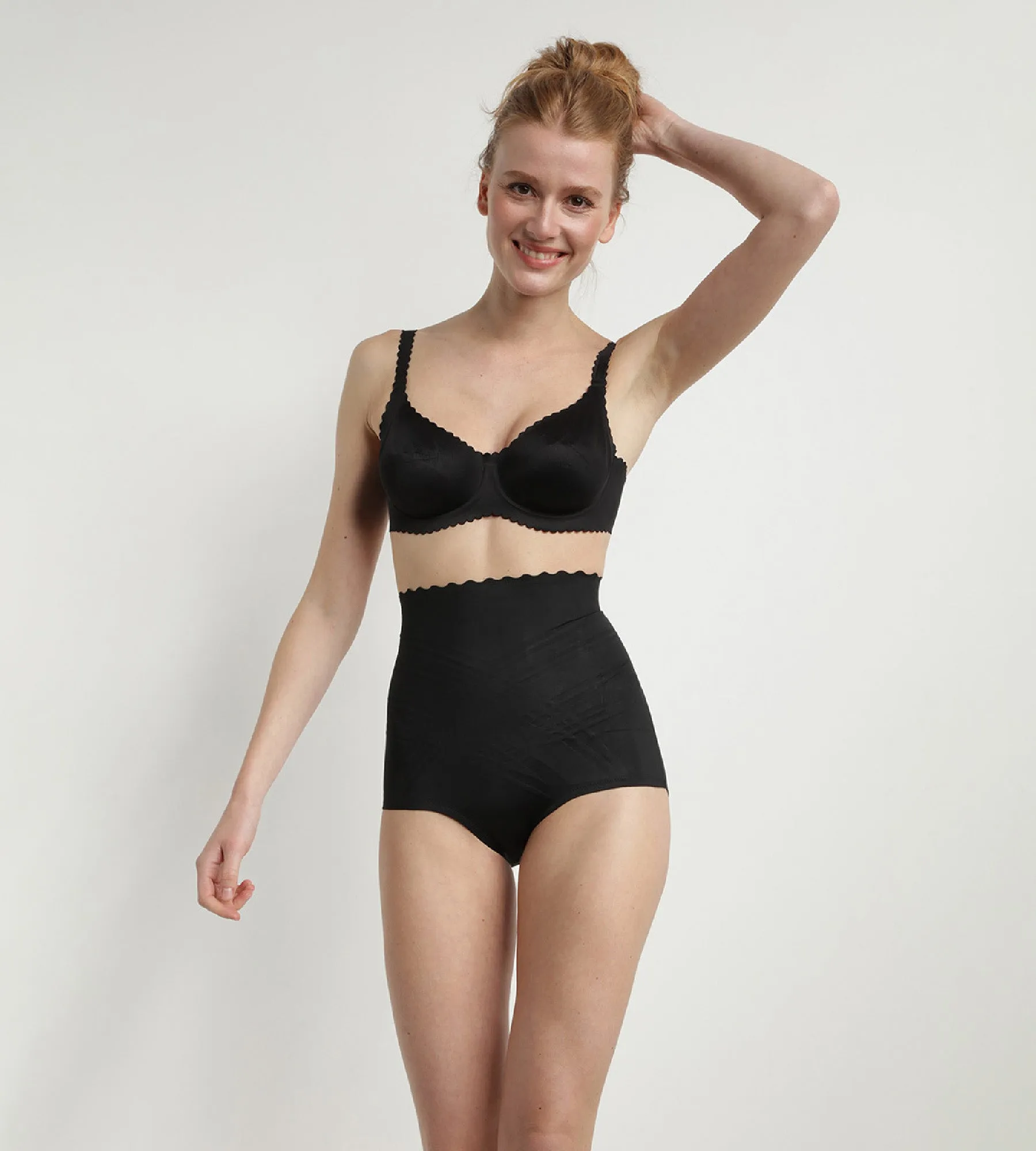 High-Waist Sculpting Effect 3-in-1 Briefs Black  Beauty Lift