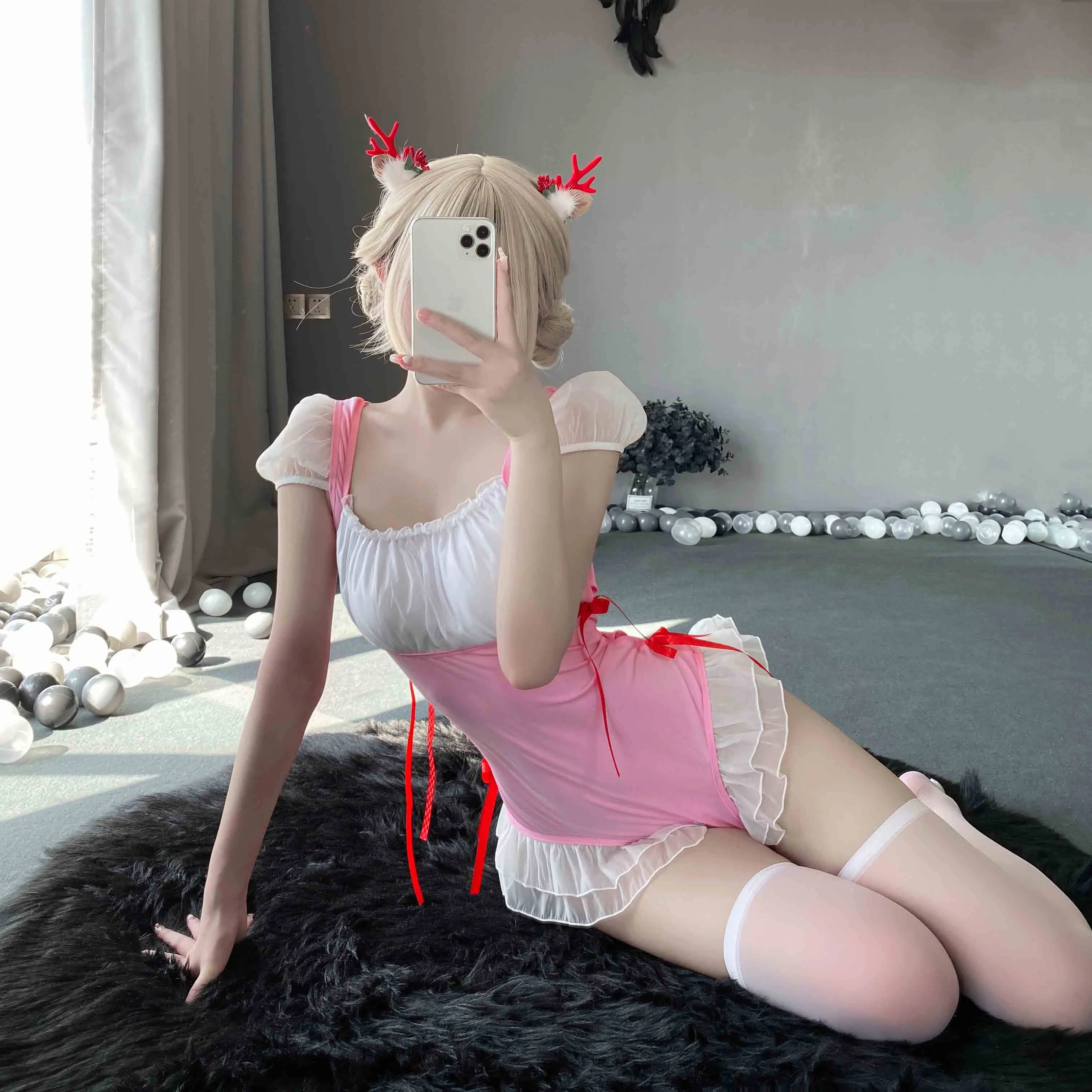 T-2476 Lace sweetheart maid set