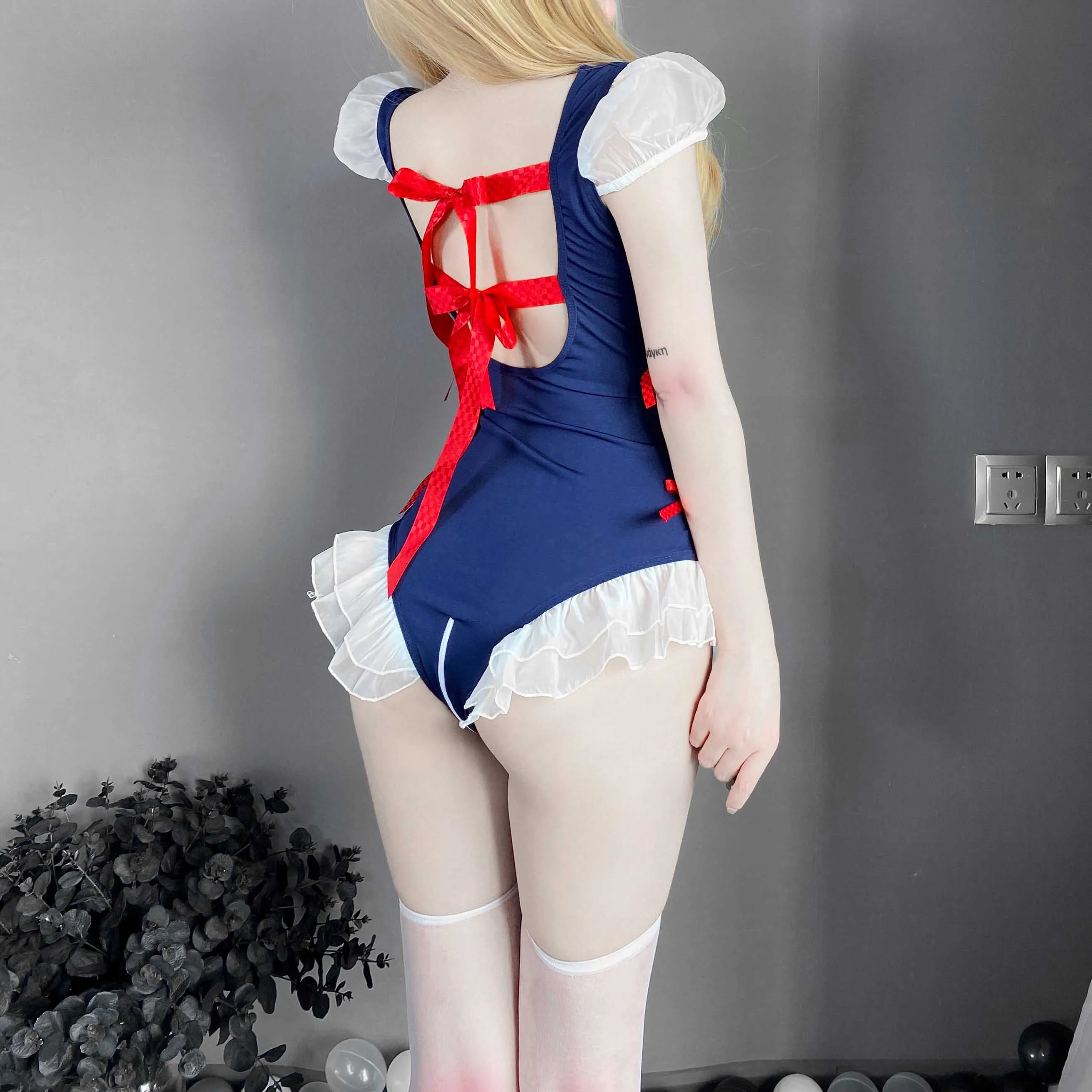 T-2476 Lace sweetheart maid set